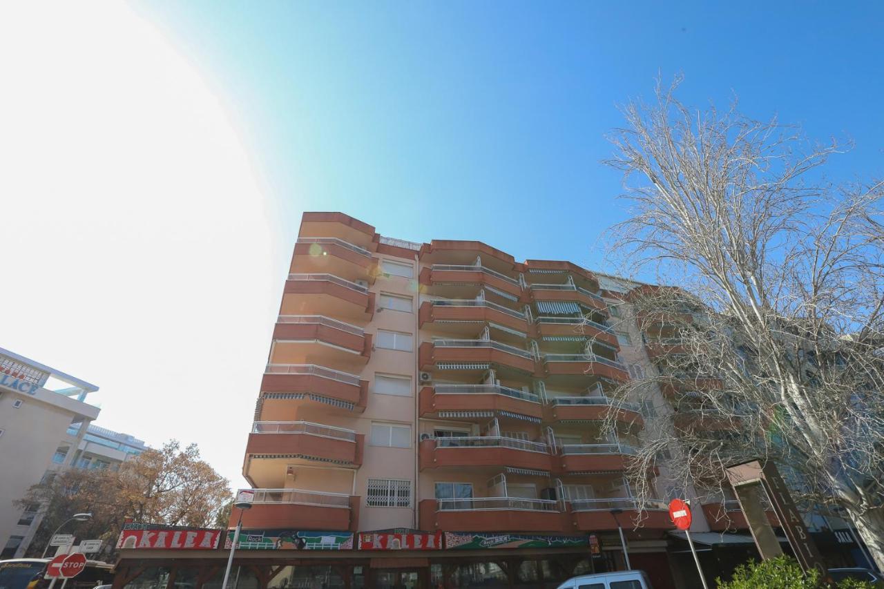 California Apartments サロウ エクステリア 写真